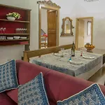 La Casa Di Livia A Trastevere